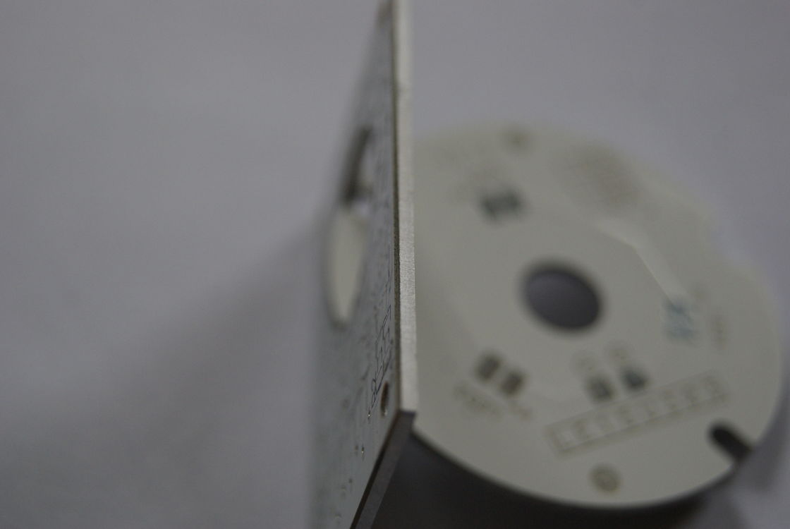 PCB espessura 0,6-6,0MM Conductividade térmica 1,0w Alta condutividade térmica PCB de metal para transferência de calor eficaz