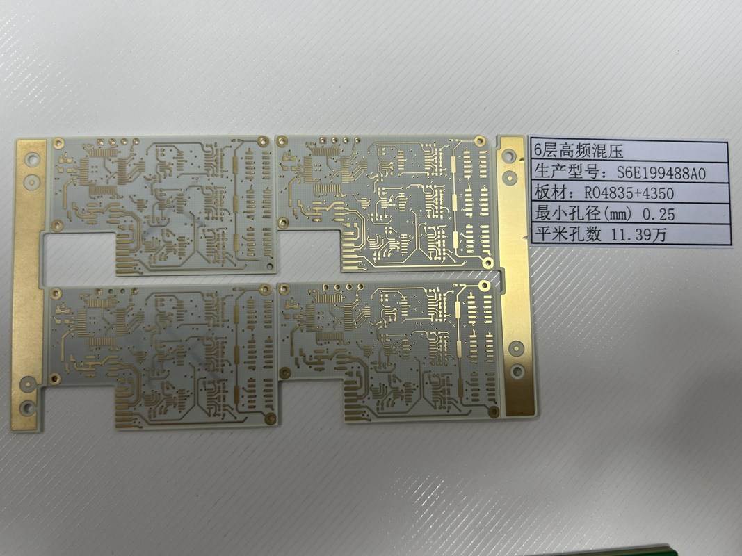 Placa de circuito impresso (PCI) Rogers para carro elétrico, com espessura de PCI de 1,6 mm e espessura total da placa de 0,78 mm