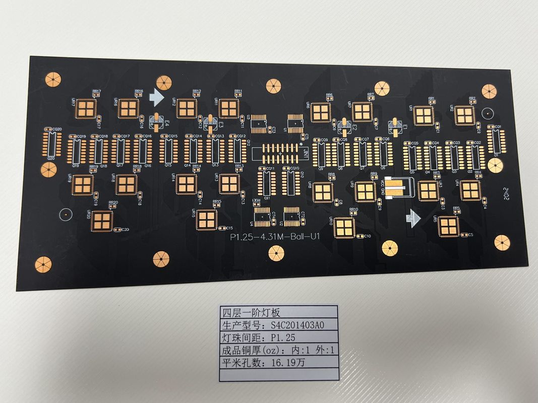 Ecrã LED P1.25 4L 1 + N + 1 HDI placa de PCB especializada com tamanho mínimo de buraco de 0,15 mm para aplicações de tomada de lâmpada