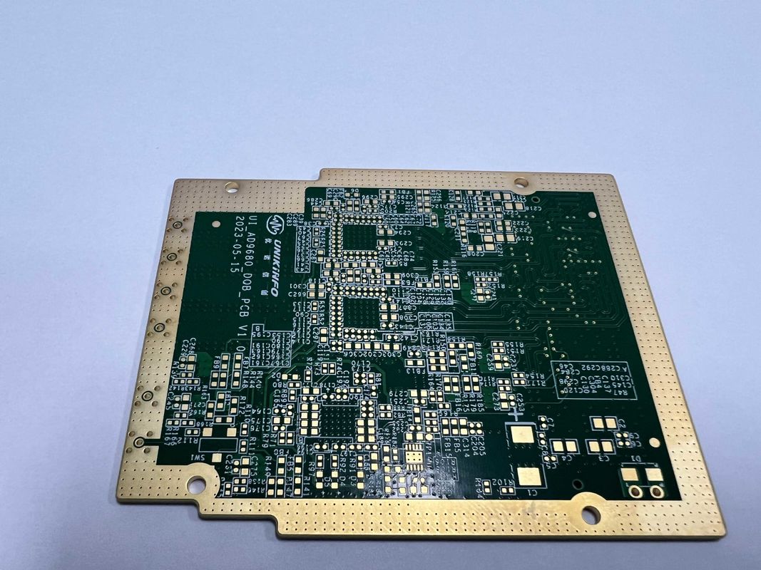 Tabela de PCB HDI de alta precisão com desalinhamento de camadas /- 0,06 4L Min. Bga Pitch 0,3mm
