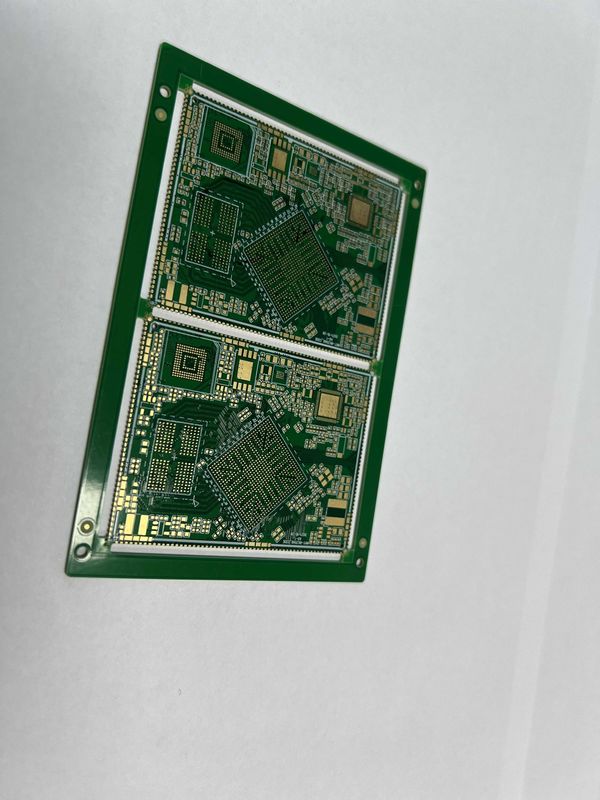Tabela de circuito impresso multicamadas 4-32 camadas e 0,2 mm Min. Tamanho do buraco para projetos avançados