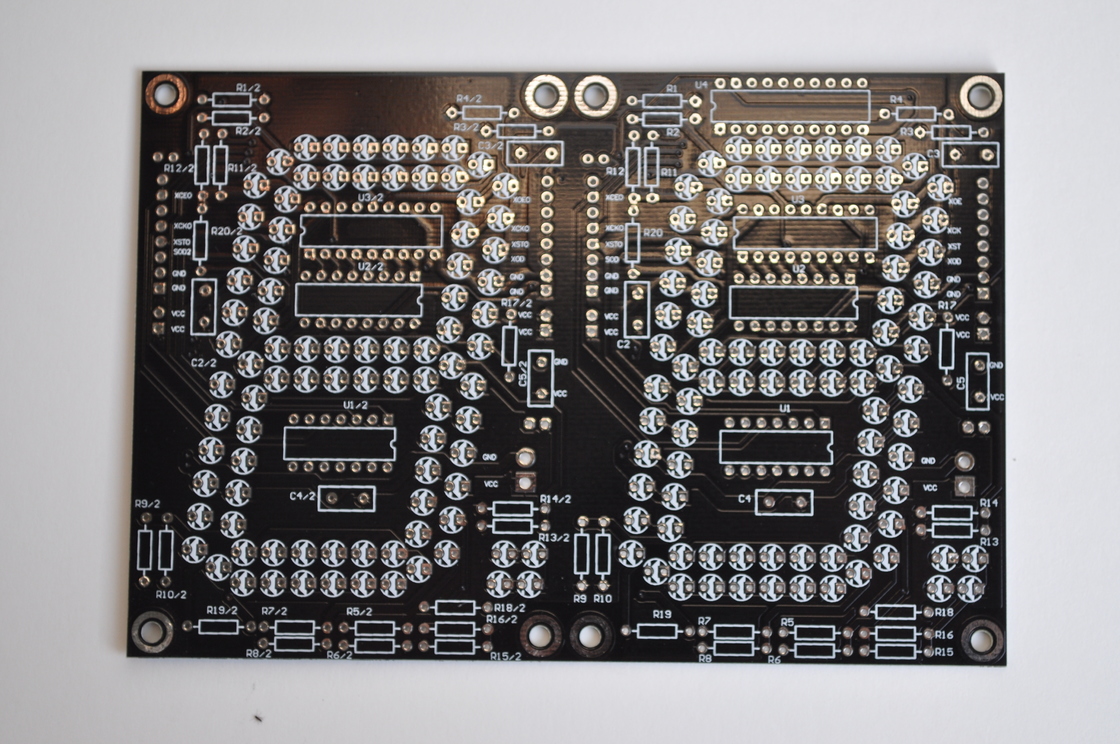 Tecnologia Padrão PCB de Dupla Camada 1,6mm de Espessura da Placa para Desempenho Superior